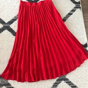 ❤️Forever21 red skirt❤️